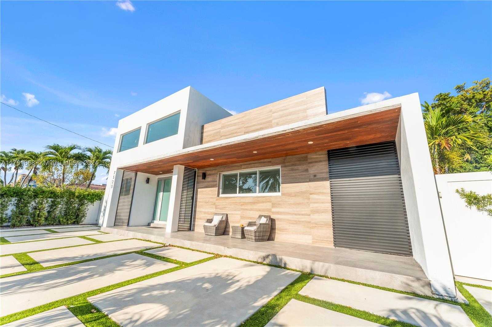 Small Image of 7525 BUCCANEER AVE, North Bay Village Number 28