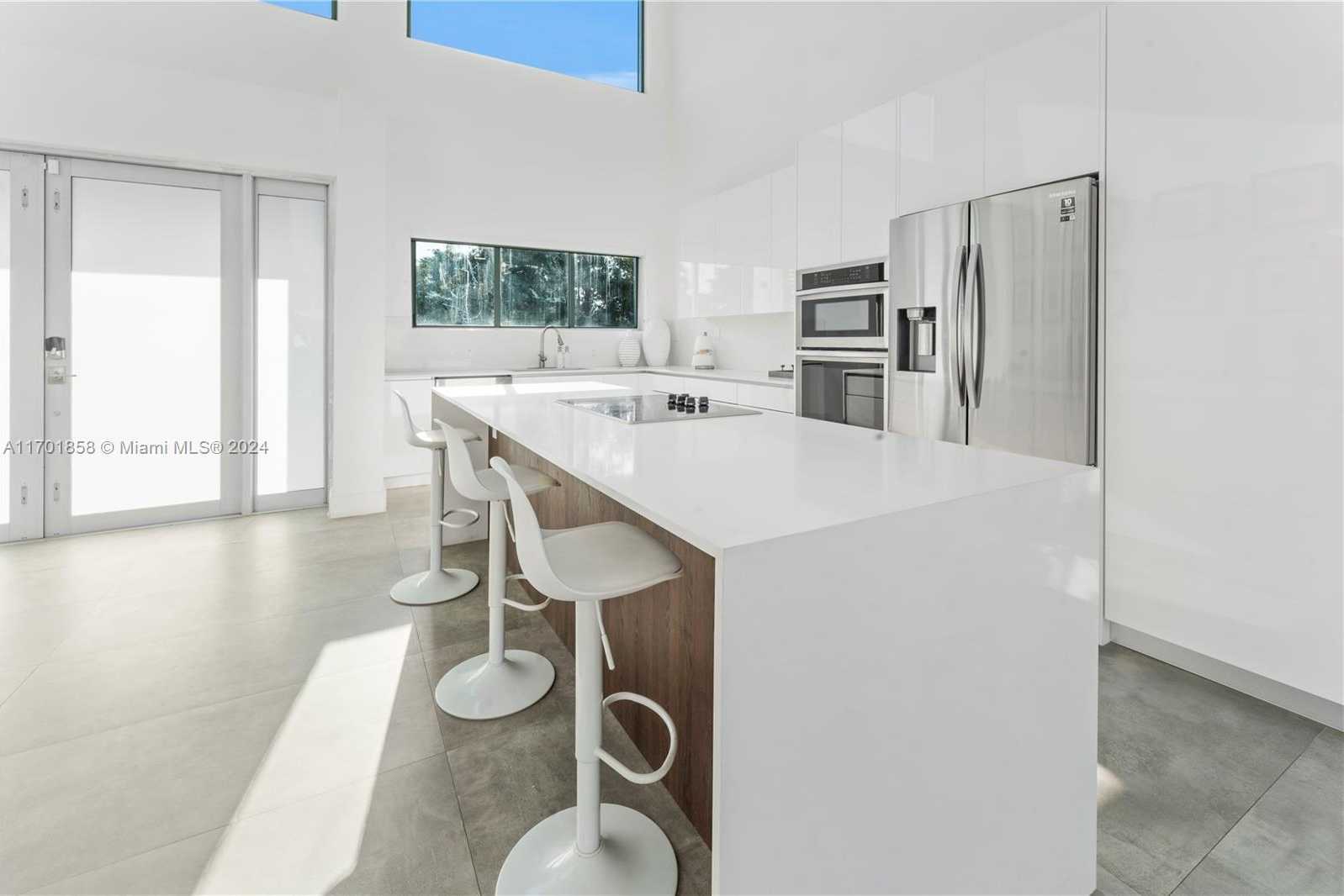 Small Image of 7525 BUCCANEER AVE, North Bay Village Number 8