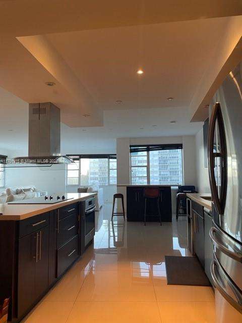 Small Image of 5255 COLLINS AVE #4G, Miami Beach Number 4