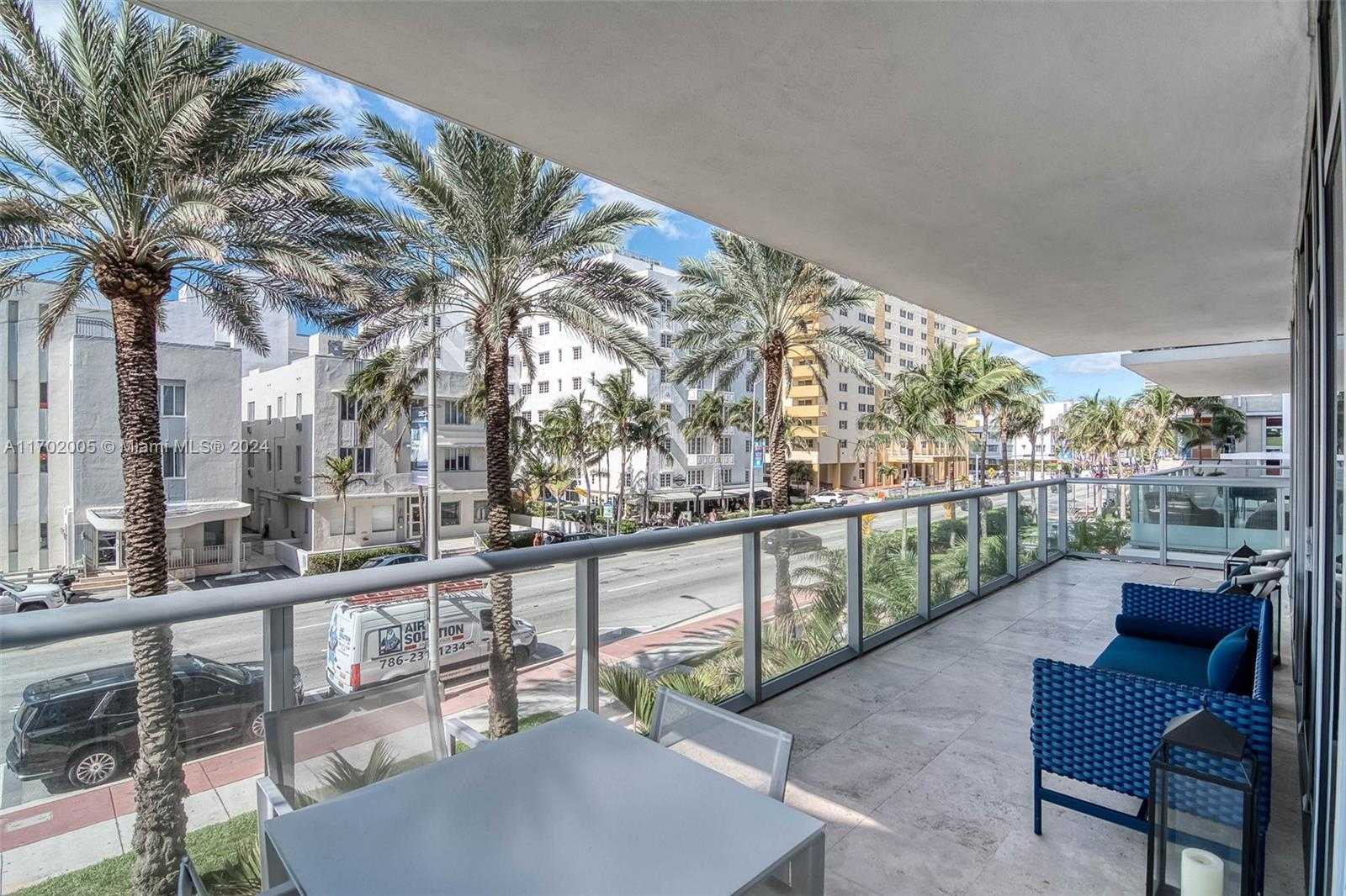 Small Image of 3737 COLLINS AVE #S-203, Miami Beach Number 14