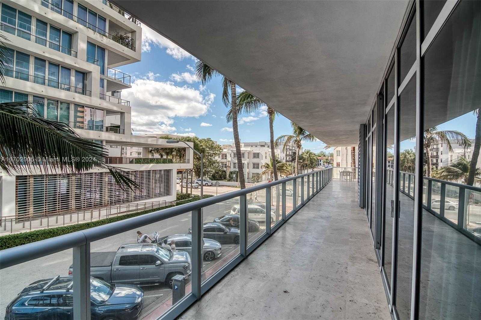 Small Image of 3737 COLLINS AVE #S-203, Miami Beach Number 19