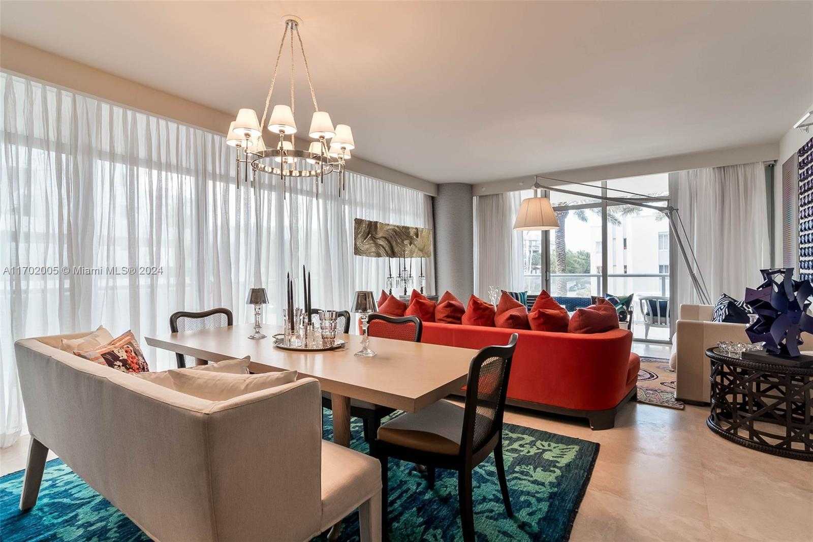 Small Image of 3737 COLLINS AVE #S-203, Miami Beach Number 2