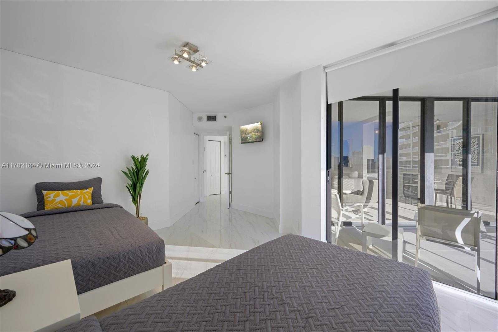 Small Image of 20185 EAST COUNTRY CLUB DR #1104, Aventura Number 18