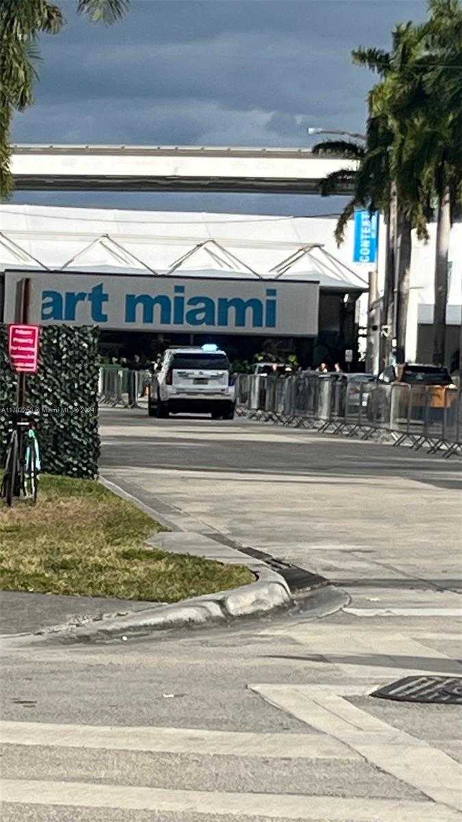 Small Image of 555 NORTH EAST 15TH ST #22F, Miami Number 16