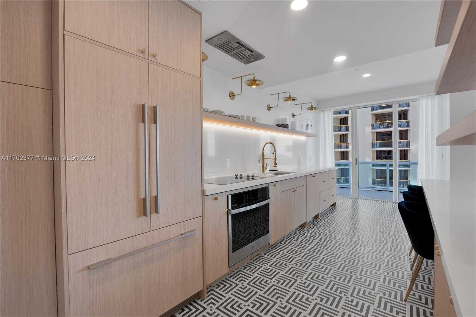 Small Image of 10101 COLLINS AVE #7D, Bal Harbour Number 11