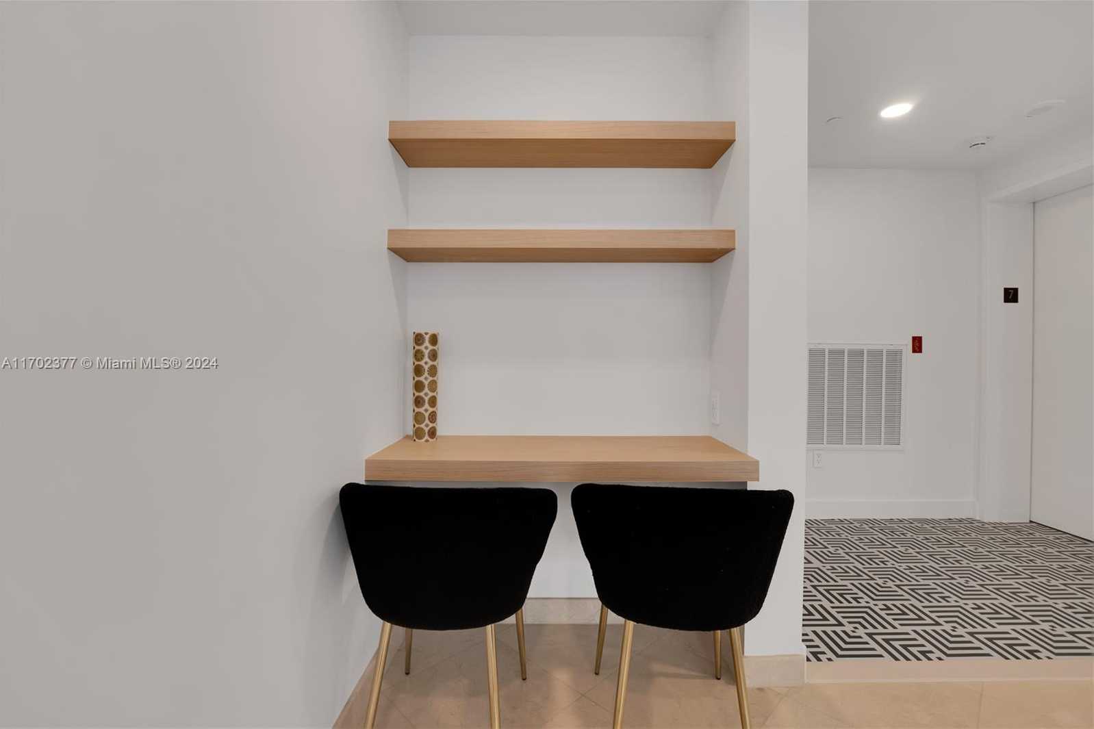 Small Image of 10101 COLLINS AVE #7D, Bal Harbour Number 17