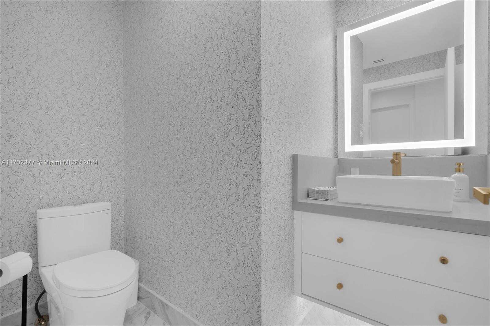 Small Image of 10101 COLLINS AVE #7D, Bal Harbour Number 29