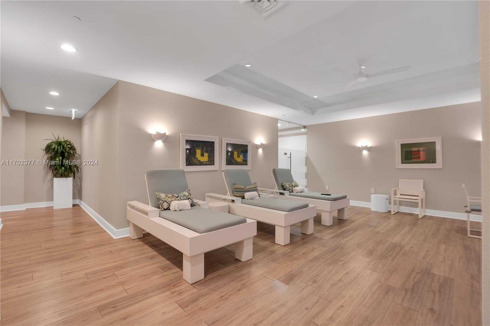 Small Image of 10101 COLLINS AVE #7D, Bal Harbour Number 42