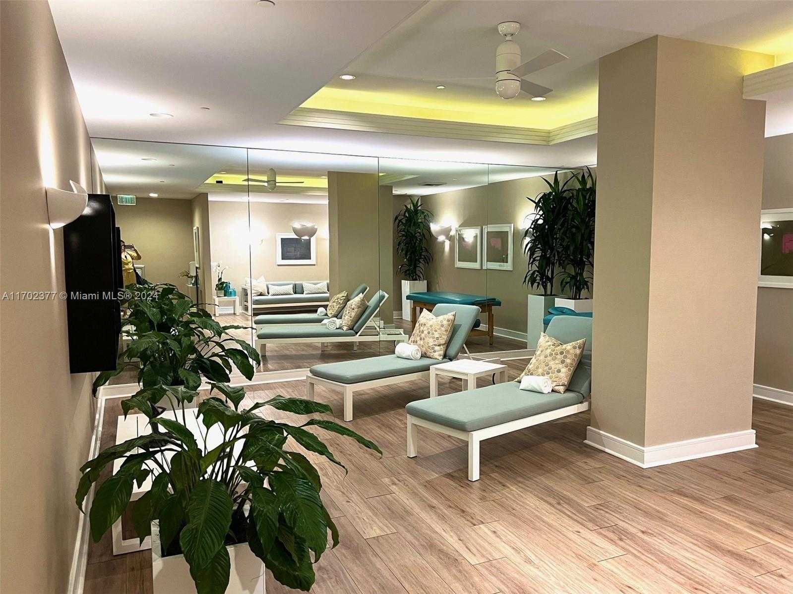 Small Image of 10101 COLLINS AVE #7D, Bal Harbour Number 43