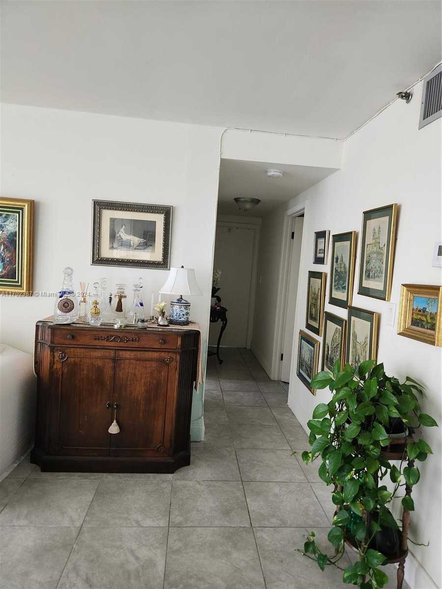 Small Image of 17600 NORTH BAY RD #N905, Sunny Isles Beach Number 11
