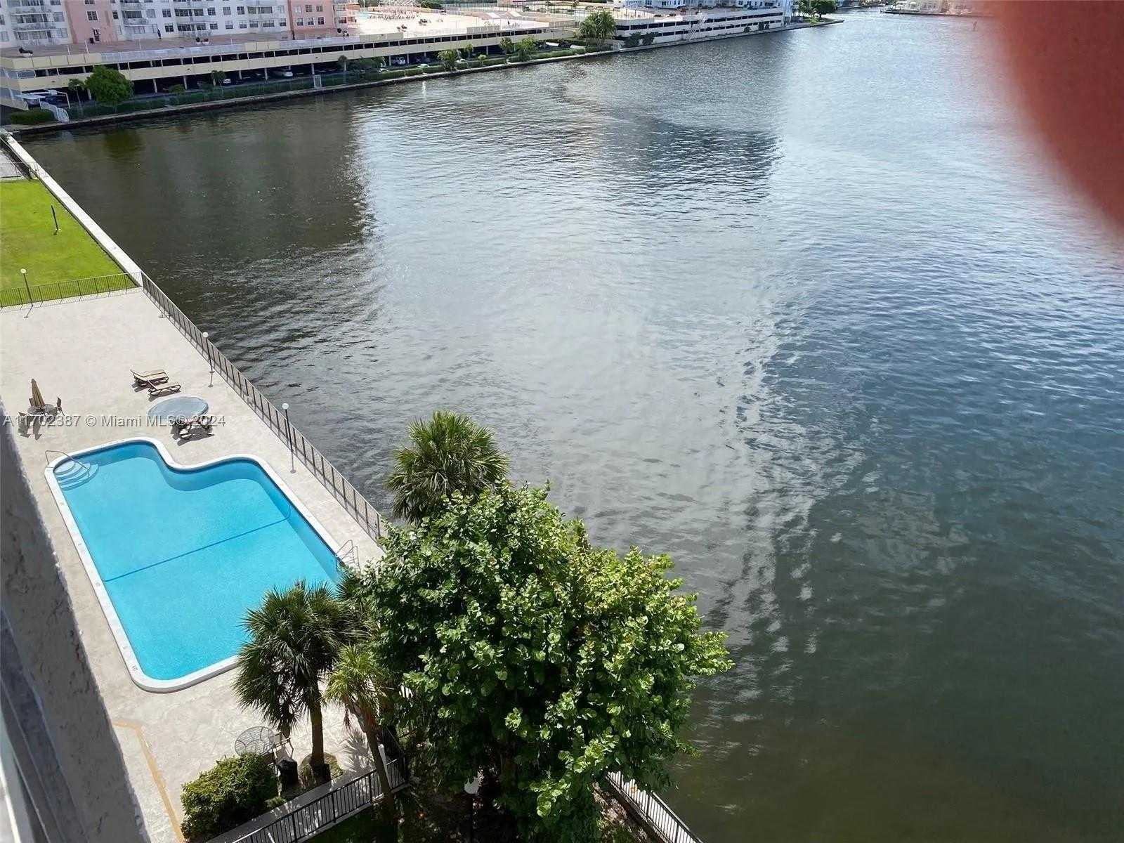 Small Image of 17600 NORTH BAY RD #N905, Sunny Isles Beach Number 22