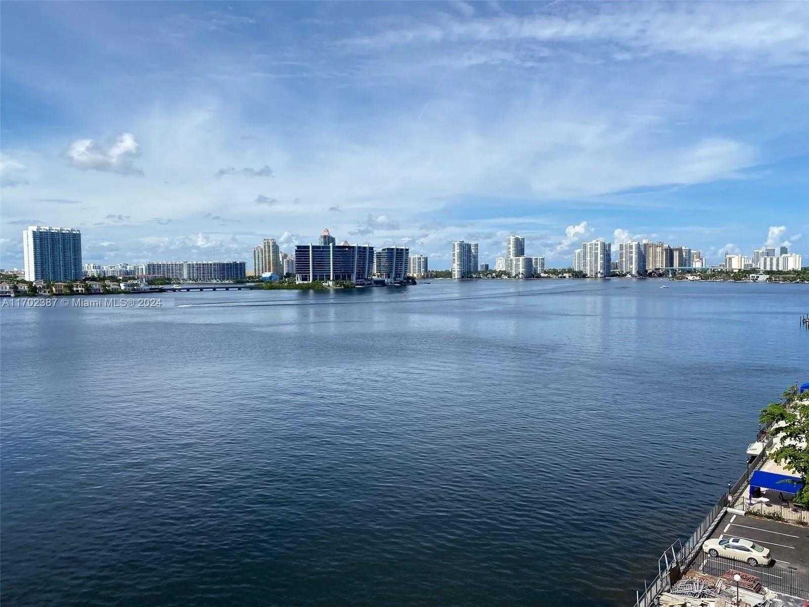 Small Image of 17600 NORTH BAY RD #N905, Sunny Isles Beach Number 27