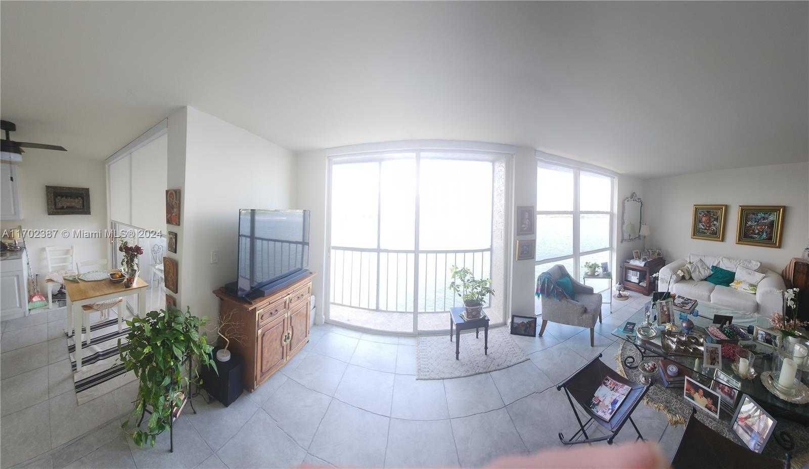 Small Image of 17600 NORTH BAY RD #N905, Sunny Isles Beach Number 4