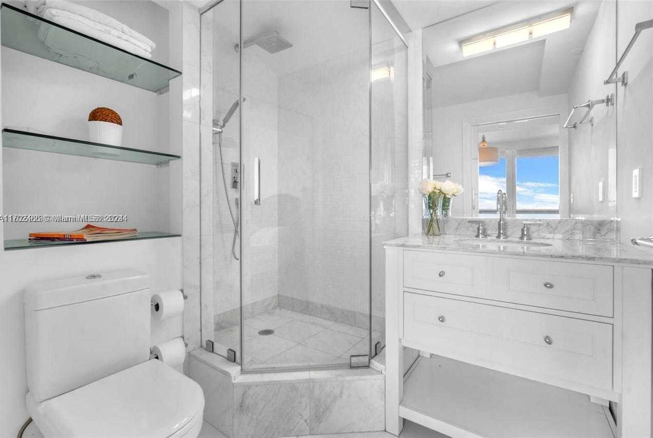 Small Image of 17201 COLLINS AVE #3708, Sunny Isles Beach Number 21