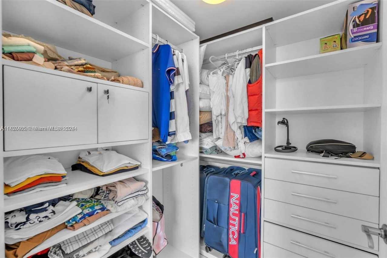 Small Image of 17201 COLLINS AVE #3708, Sunny Isles Beach Number 25