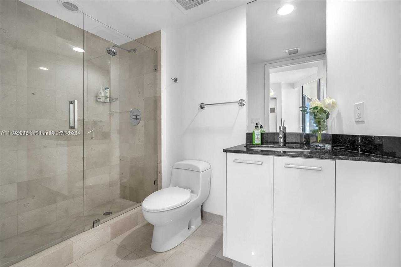 Small Image of 17201 COLLINS AVE #3708, Sunny Isles Beach Number 27