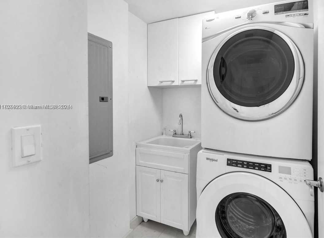 Small Image of 17201 COLLINS AVE #3708, Sunny Isles Beach Number 28