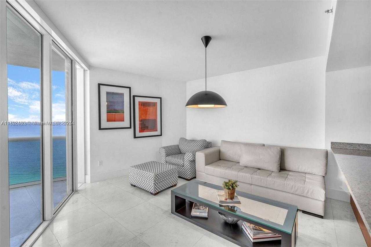 Small Image of 17201 COLLINS AVE #3708, Sunny Isles Beach Number 5