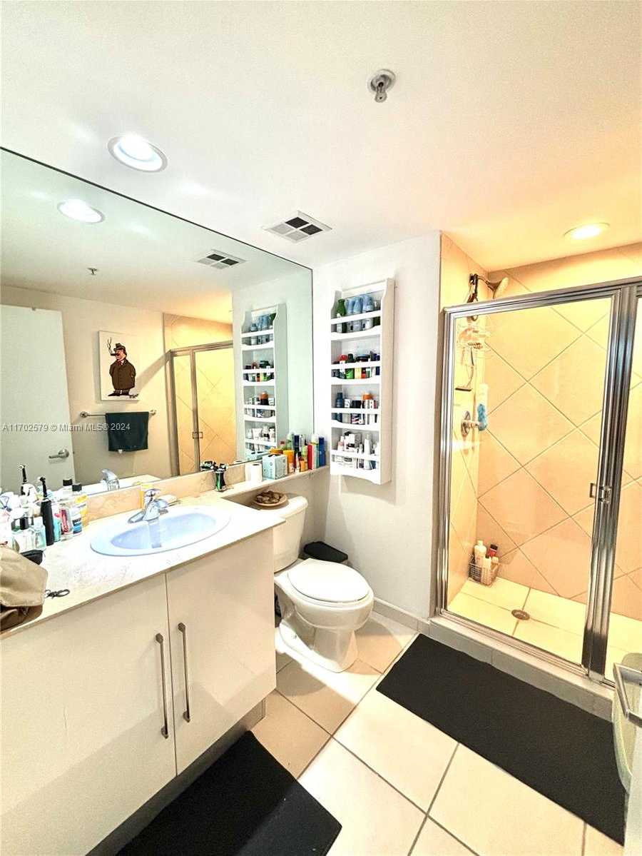 Small Image of 325 SOUTH BISCAYNE BLVD #4322, Miami Number 14