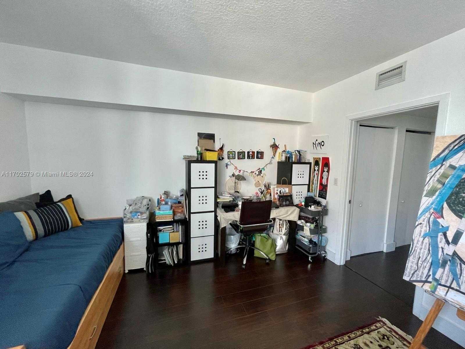 Small Image of 325 SOUTH BISCAYNE BLVD #4322, Miami Number 19