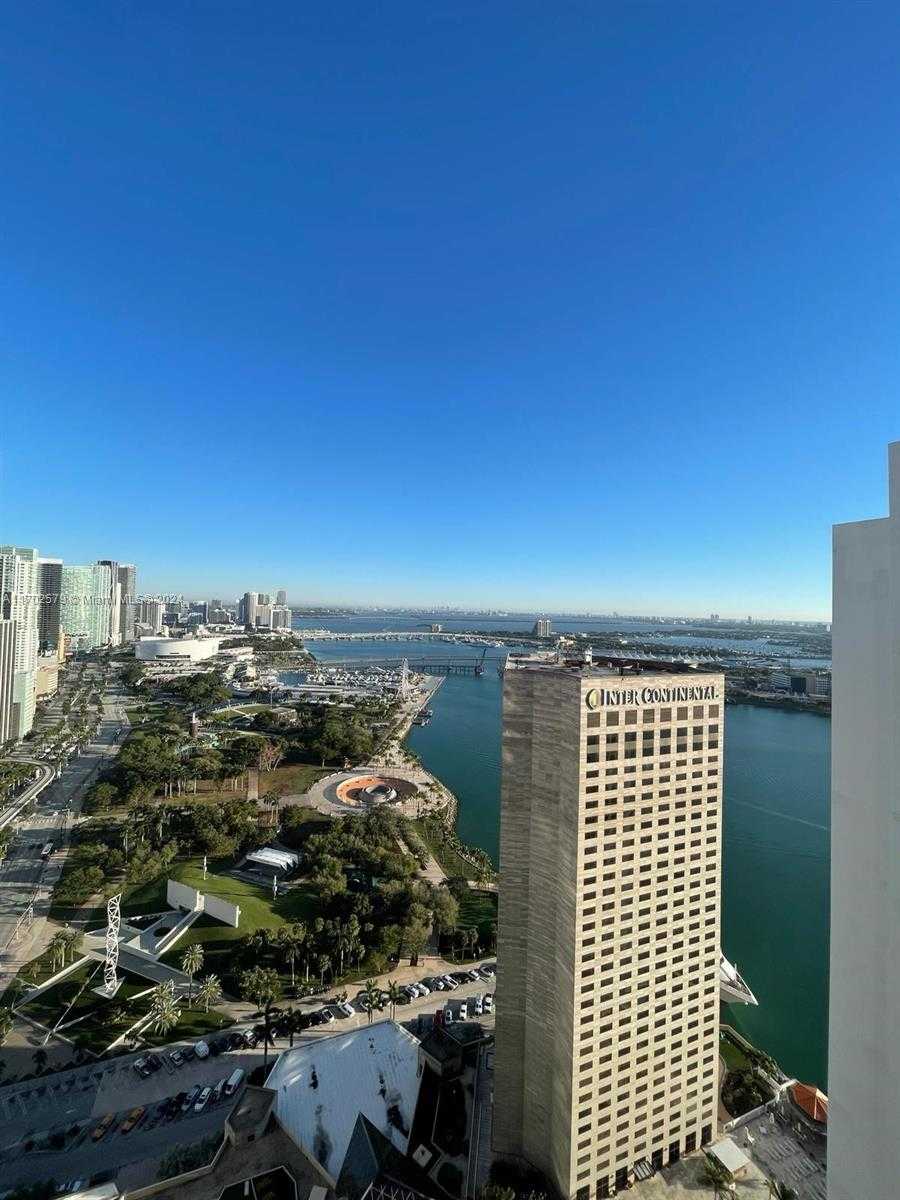 Small Image of 325 SOUTH BISCAYNE BLVD #4322, Miami Number 2