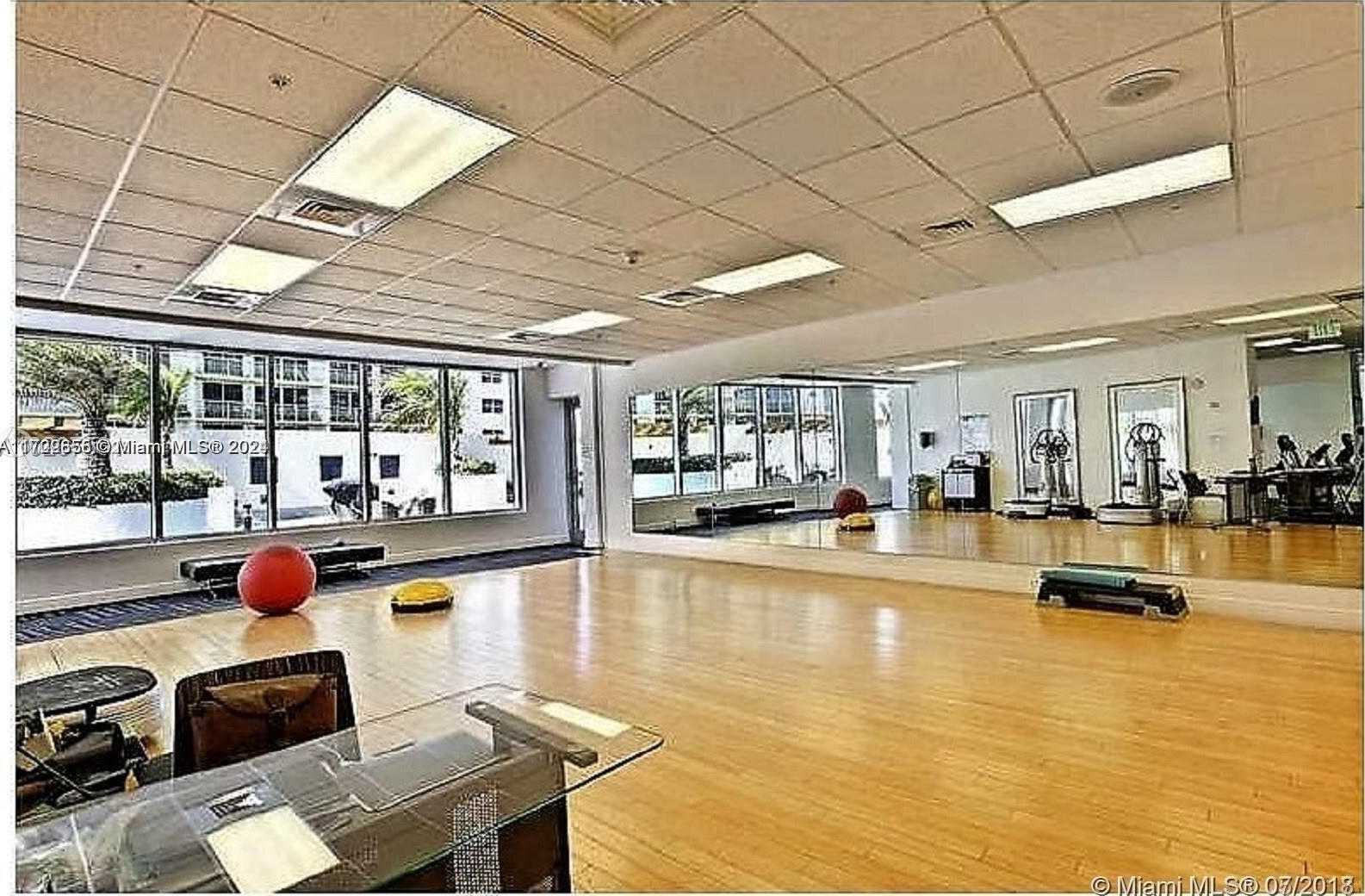 Small Image of 1750 NORTH BAYSHORE DR #3712, Miami Number 13