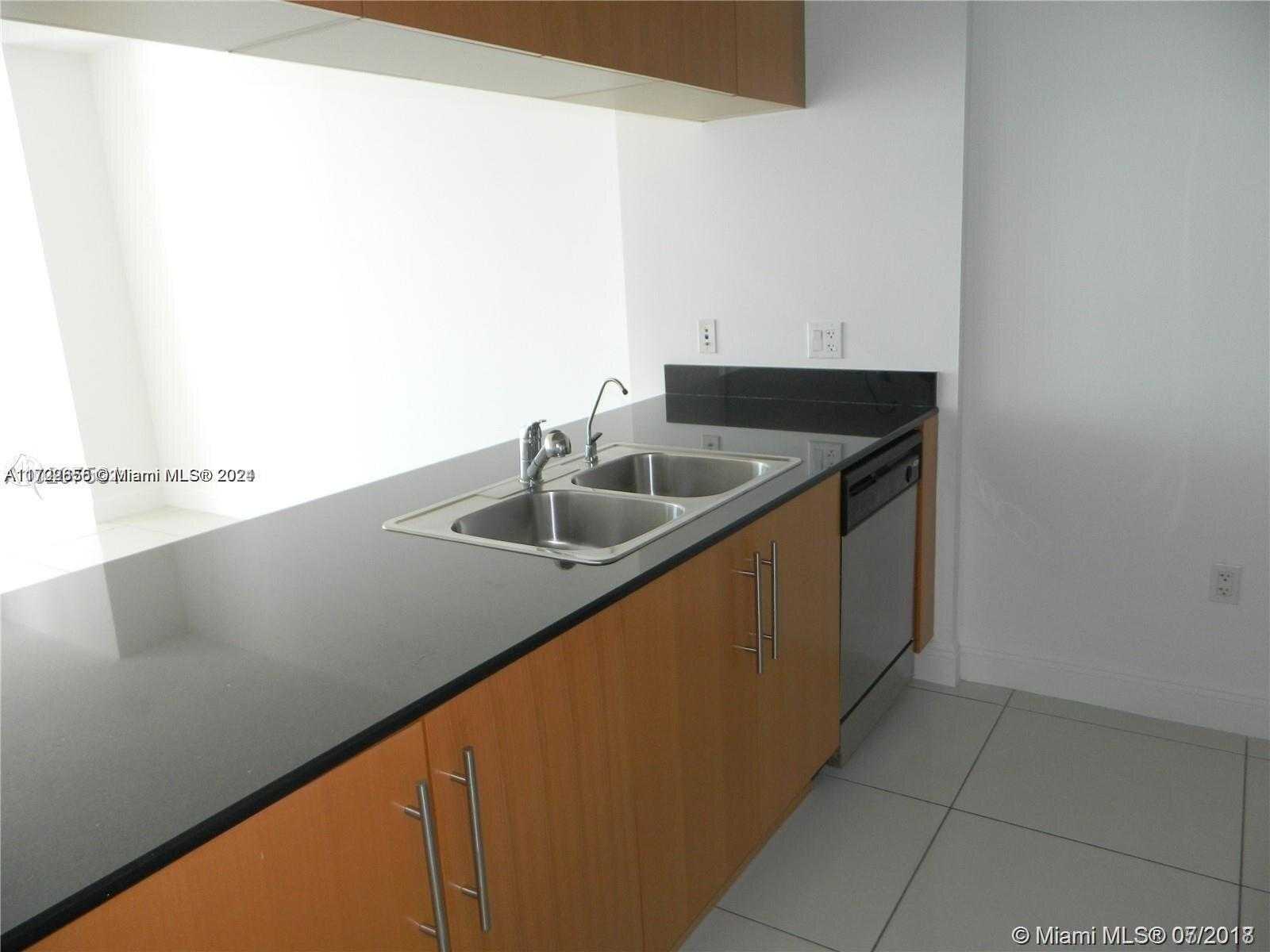 Small Image of 1750 NORTH BAYSHORE DR #3712, Miami Number 3