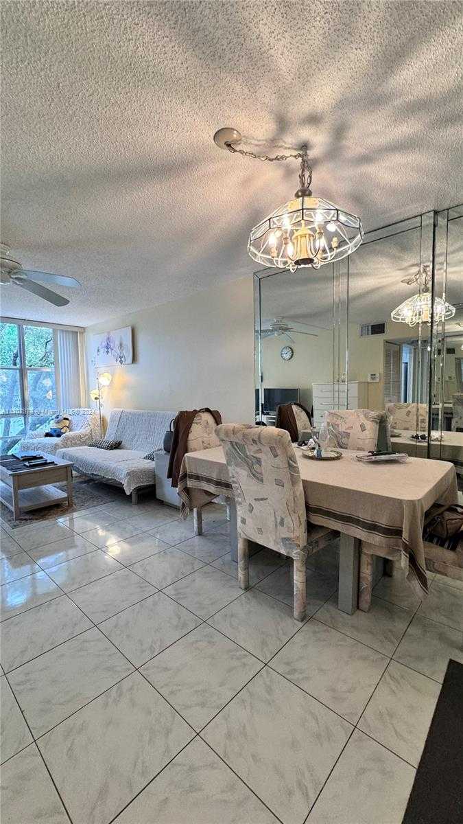 Small Image of 210 172ND ST #329, Sunny Isles Beach Number 4