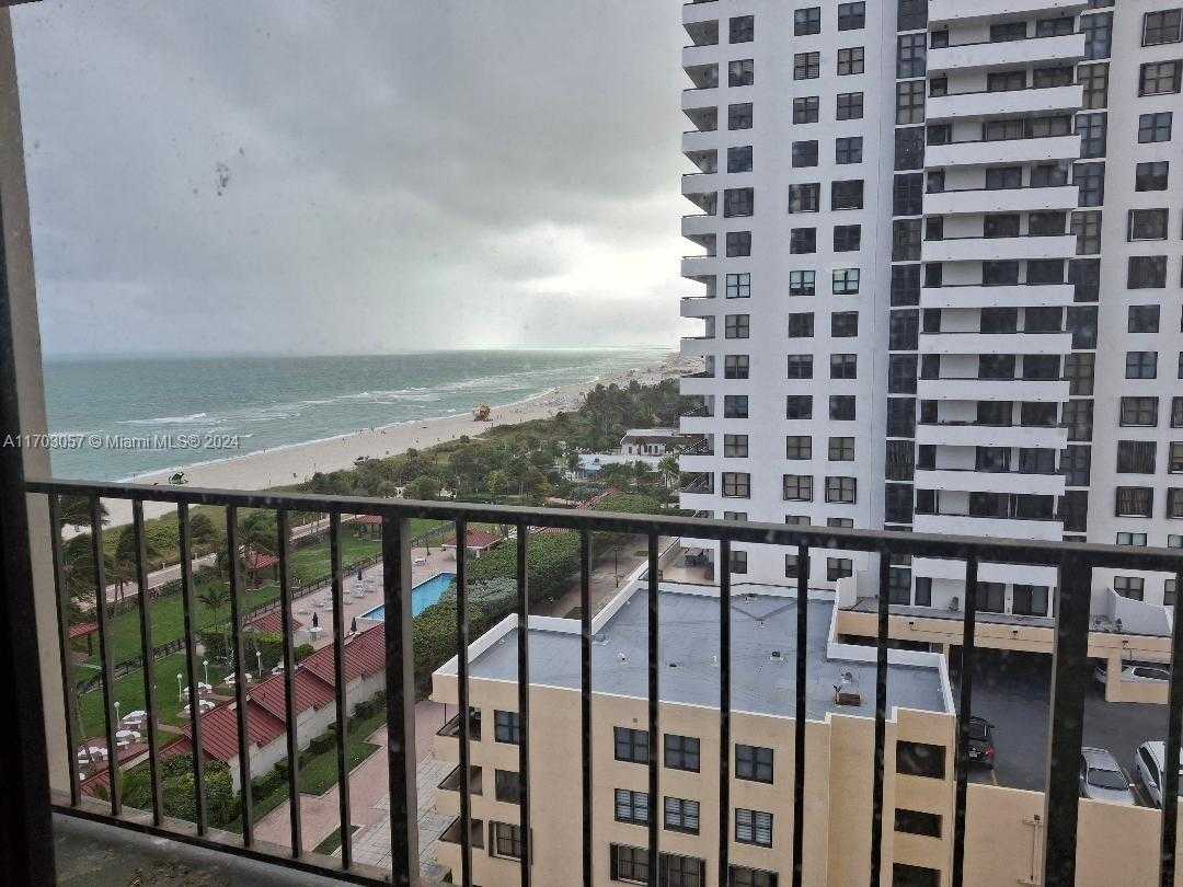 Small Image of 2625 COLLINS AVE #1102, Miami Beach Number 34