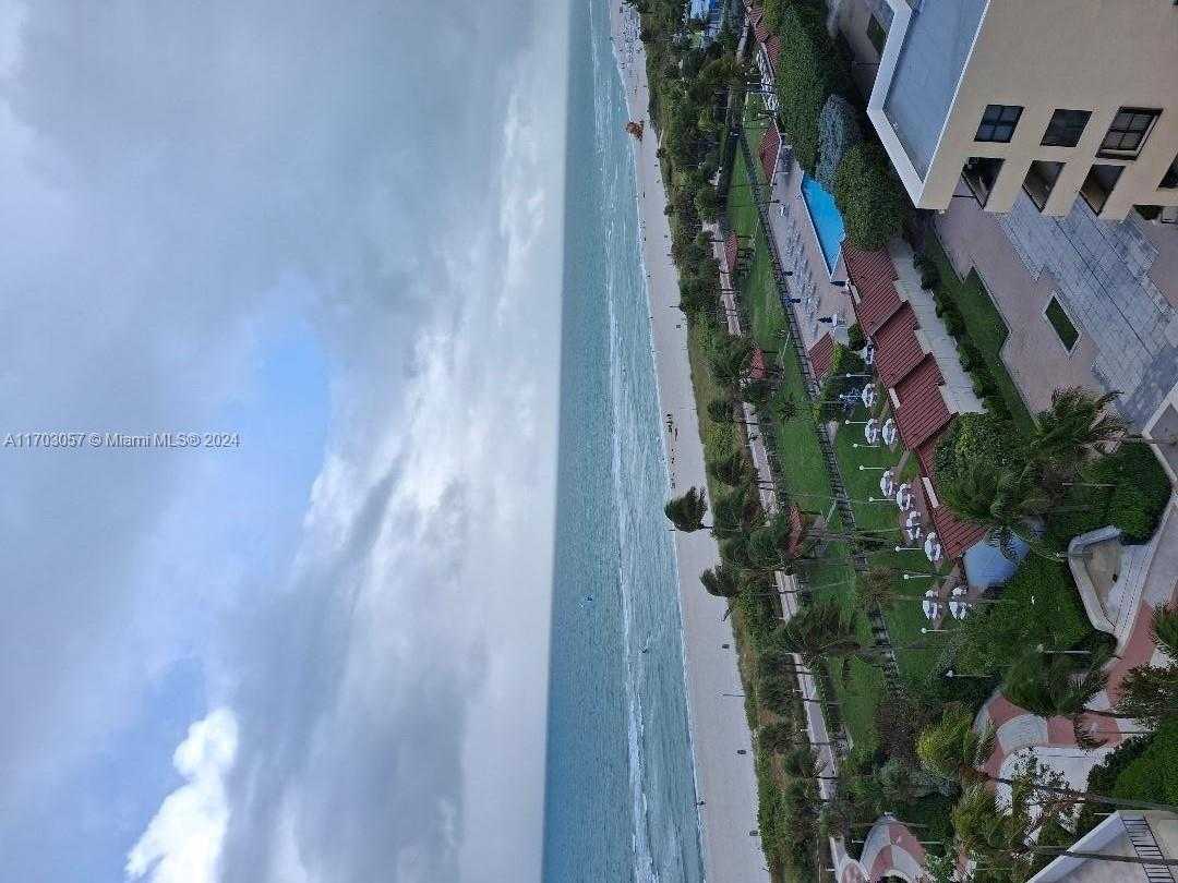 Small Image of 2625 COLLINS AVE #1102, Miami Beach Number 37