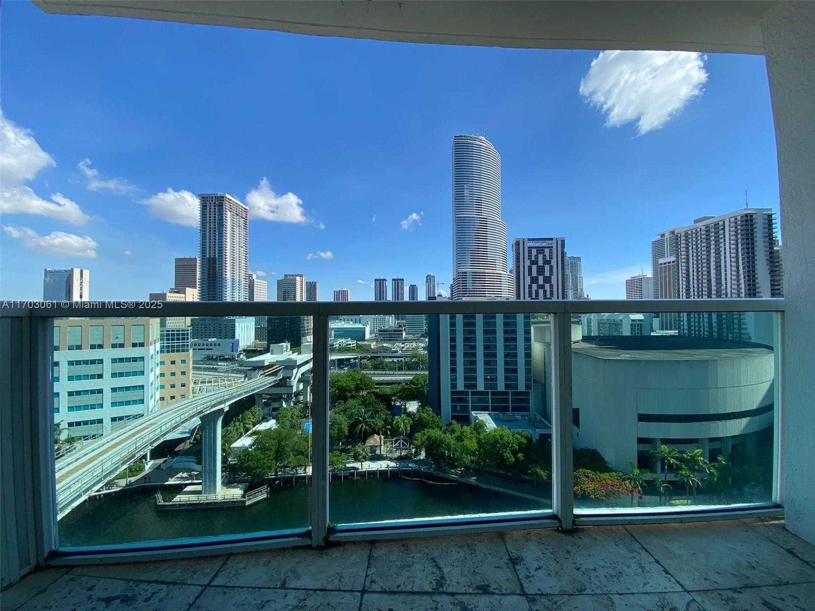 Small Image of 31 SOUTH EAST 5TH ST #1601, Miami Number 12