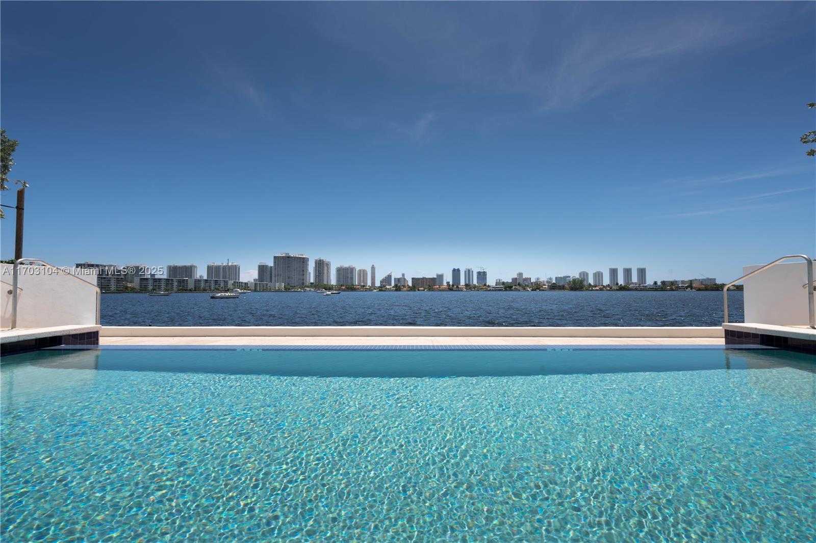 Small Image of North Miami Beach Number 37