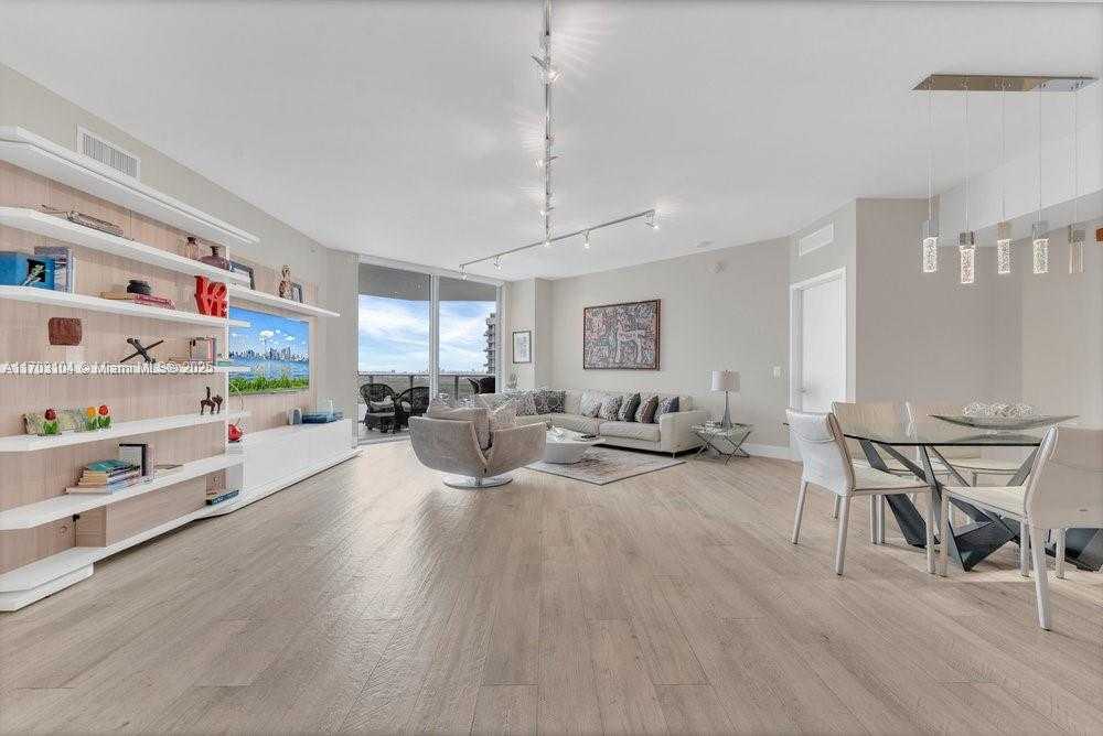 Small Image of North Miami Beach Number 5