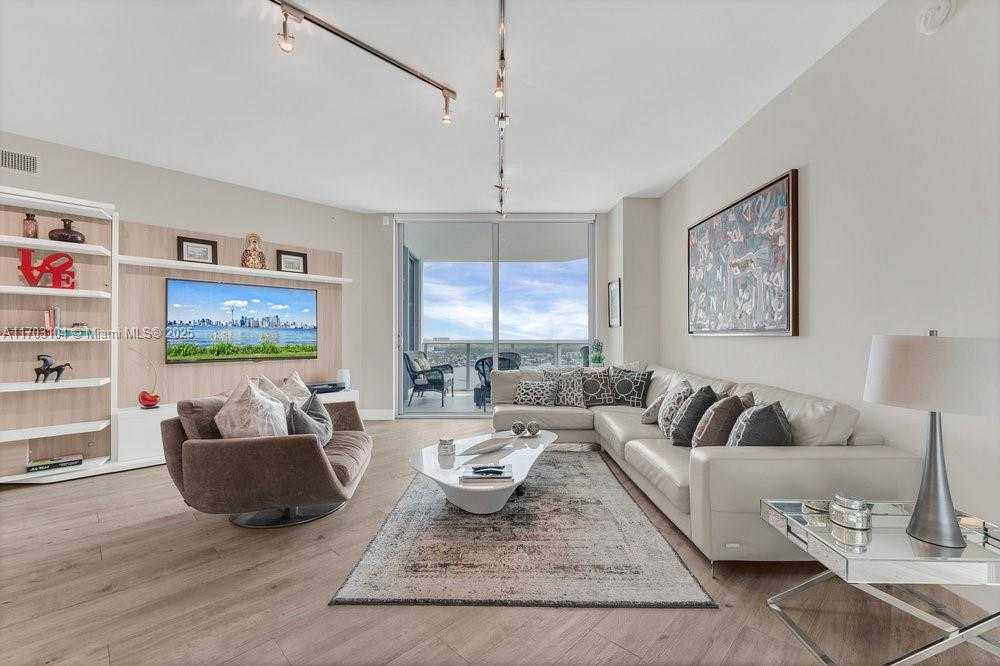 Small Image of North Miami Beach Number 7