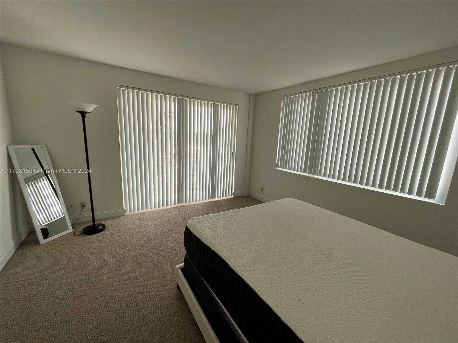 Small Image of 9499 Collins Ave, Surfside, FL 33154, USA Number 8
