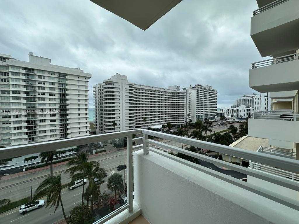 Small Image of 5600 COLLINS AVE #10U, Miami Beach Number 5