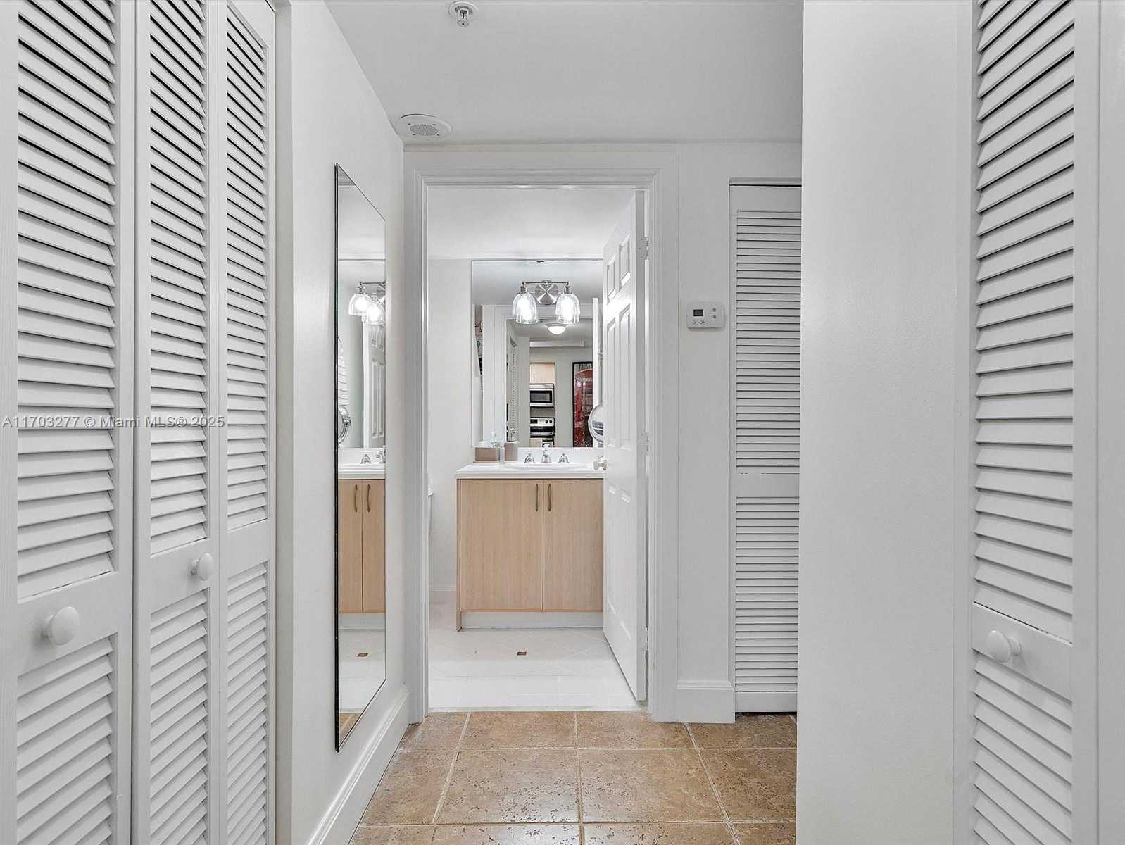 Small Image of 2951 SOUTH BAYSHORE DR #509, Miami Number 13