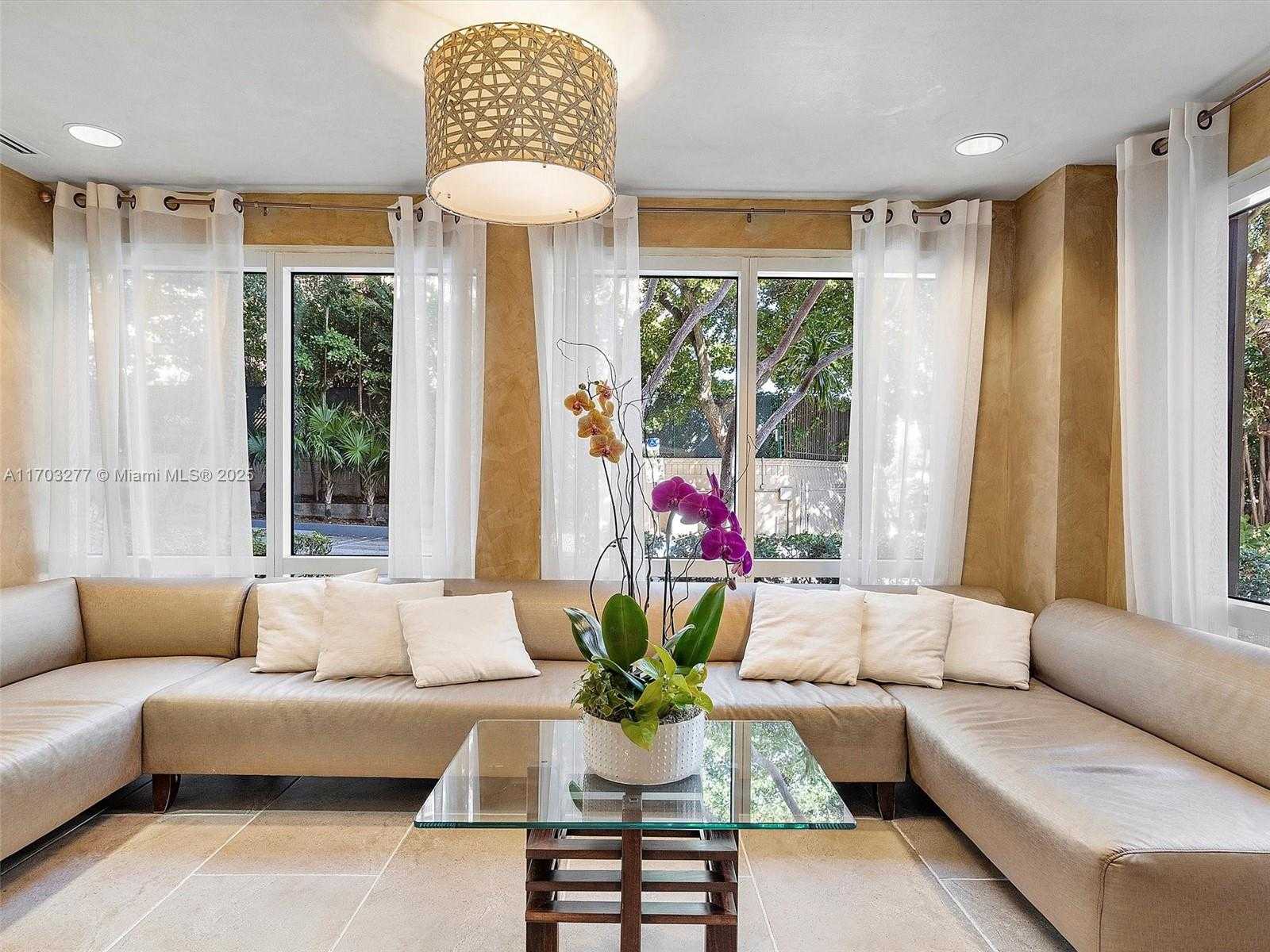 Small Image of 2951 SOUTH BAYSHORE DR #509, Miami Number 24