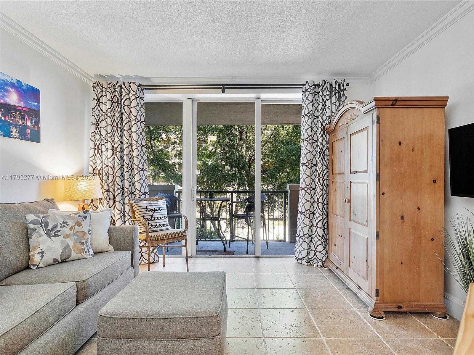 Small Image of 2951 SOUTH BAYSHORE DR #509, Miami Number 3