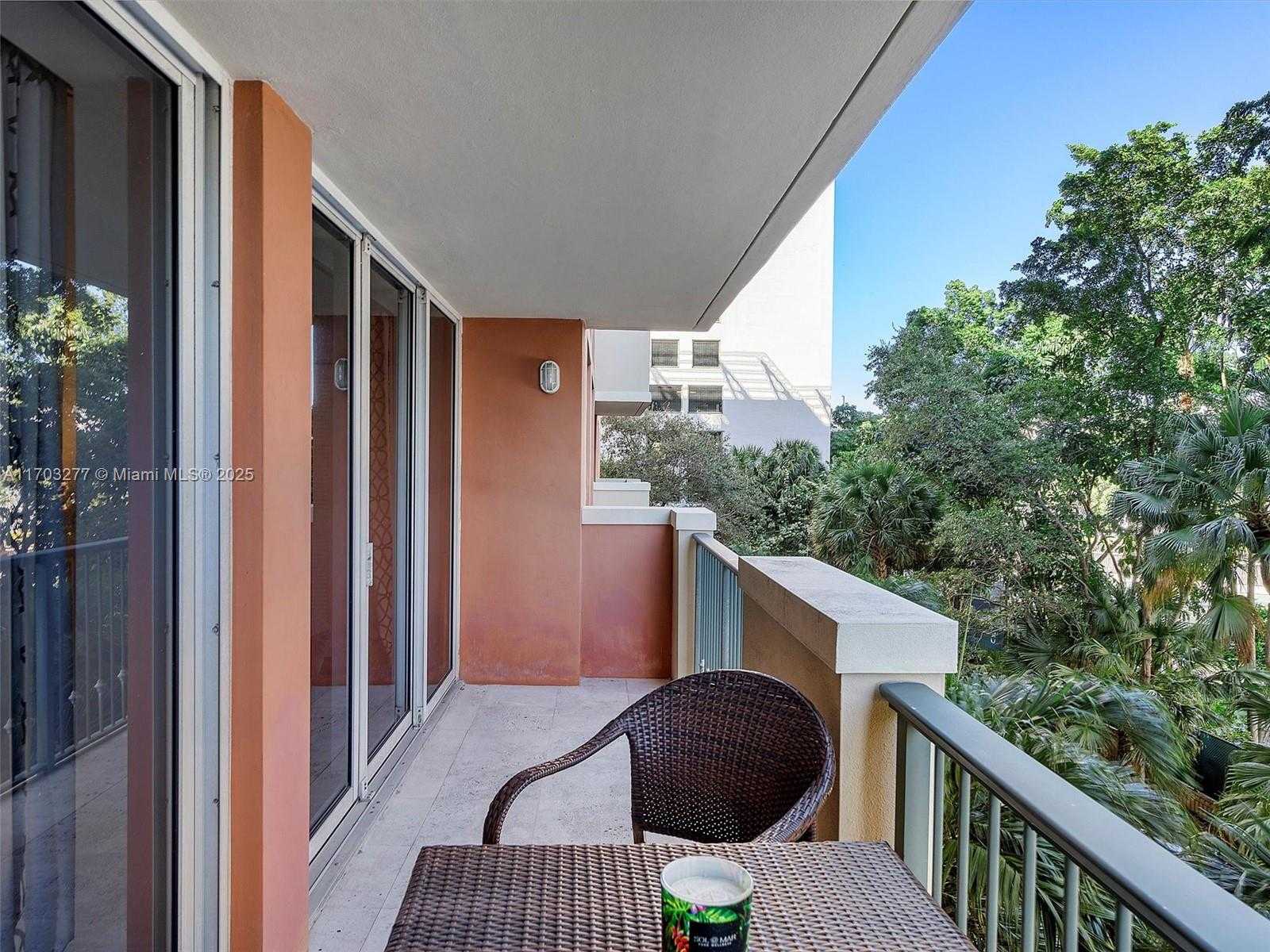 Small Image of 2951 SOUTH BAYSHORE DR #509, Miami Number 31