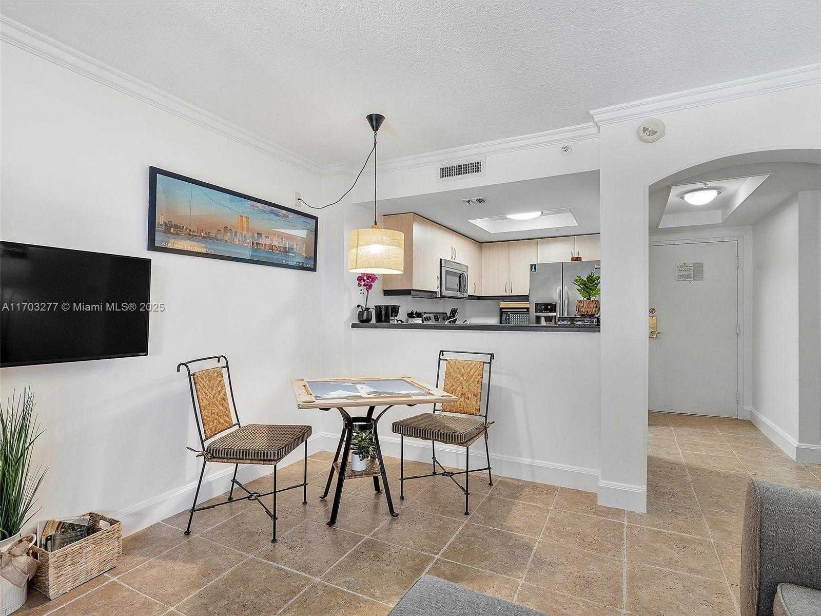 Small Image of 2951 SOUTH BAYSHORE DR #509, Miami Number 5