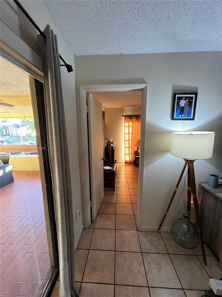 Small Image of 8800 SOUTH WEST 123 CT #J204, Miami Number 20