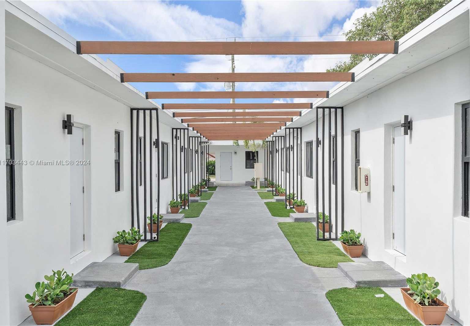 Small Image of 1946 PIERCE ST #1, Hollywood Number 5