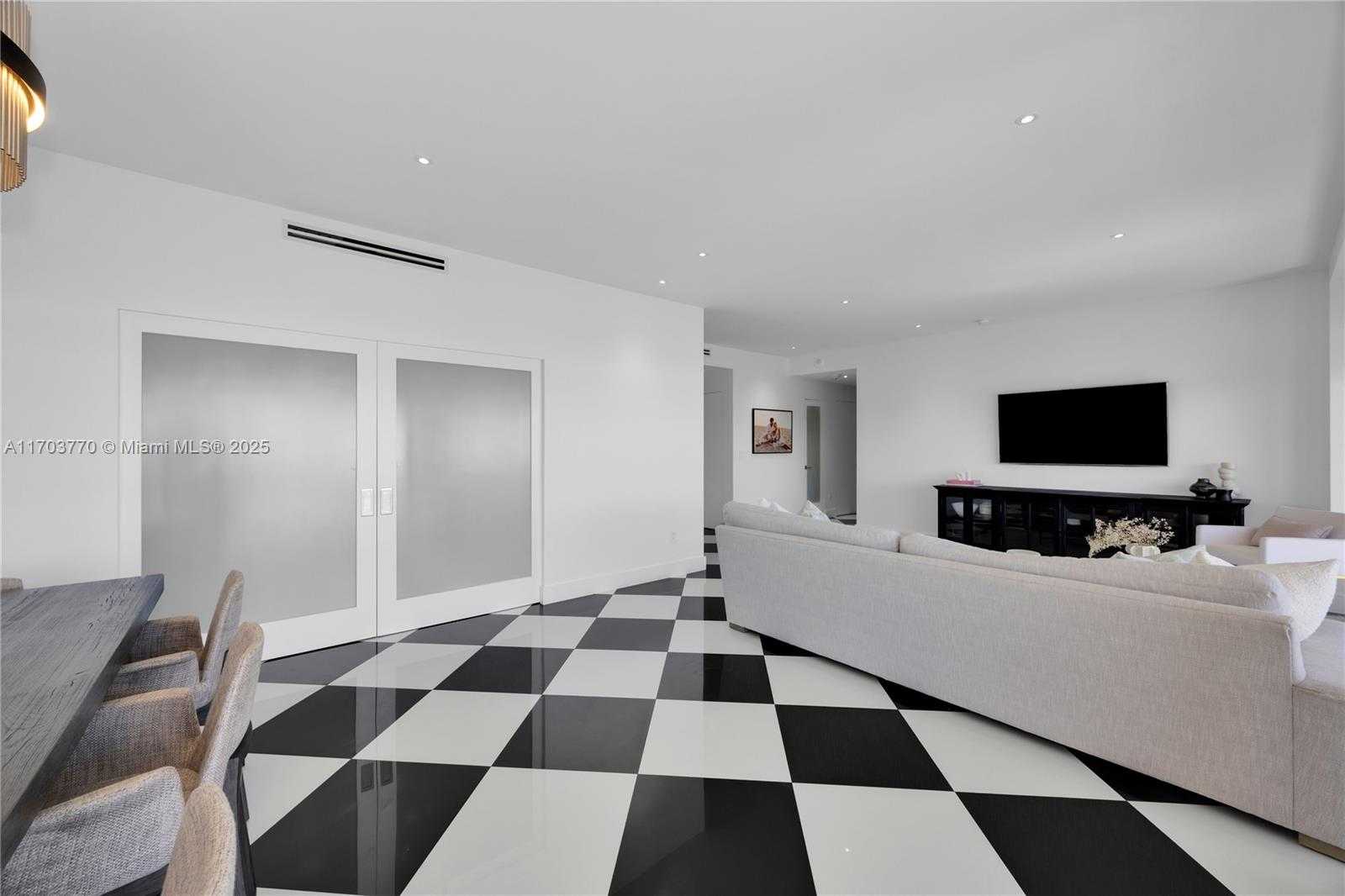 Small Image of 1800 NORTH EAST 114TH ST #PH05, Miami Number 12