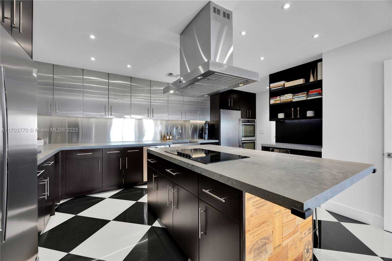 Small Image of 1800 NORTH EAST 114TH ST #PH05, Miami Number 14