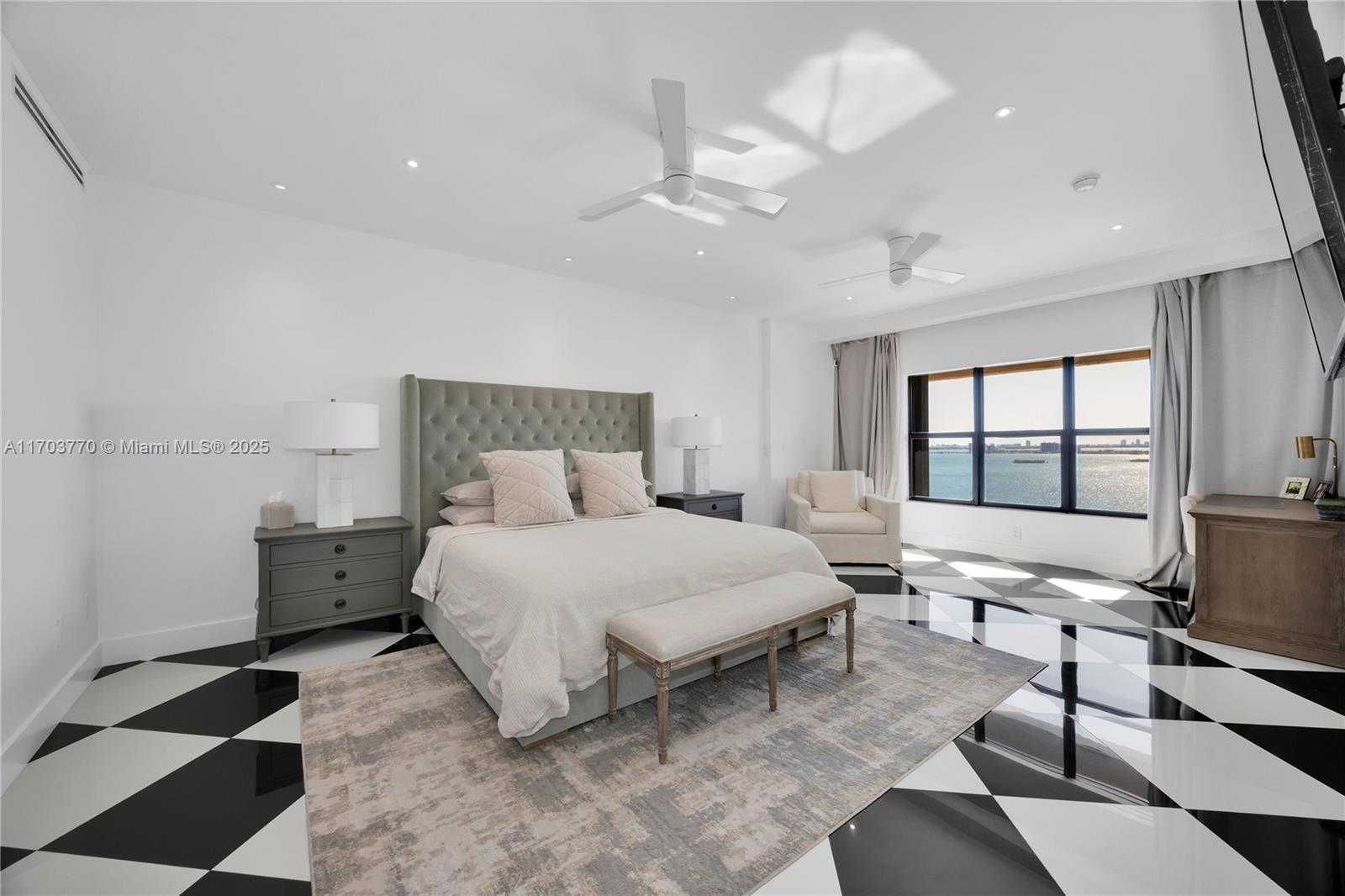 Small Image of 1800 NORTH EAST 114TH ST #PH05, Miami Number 21