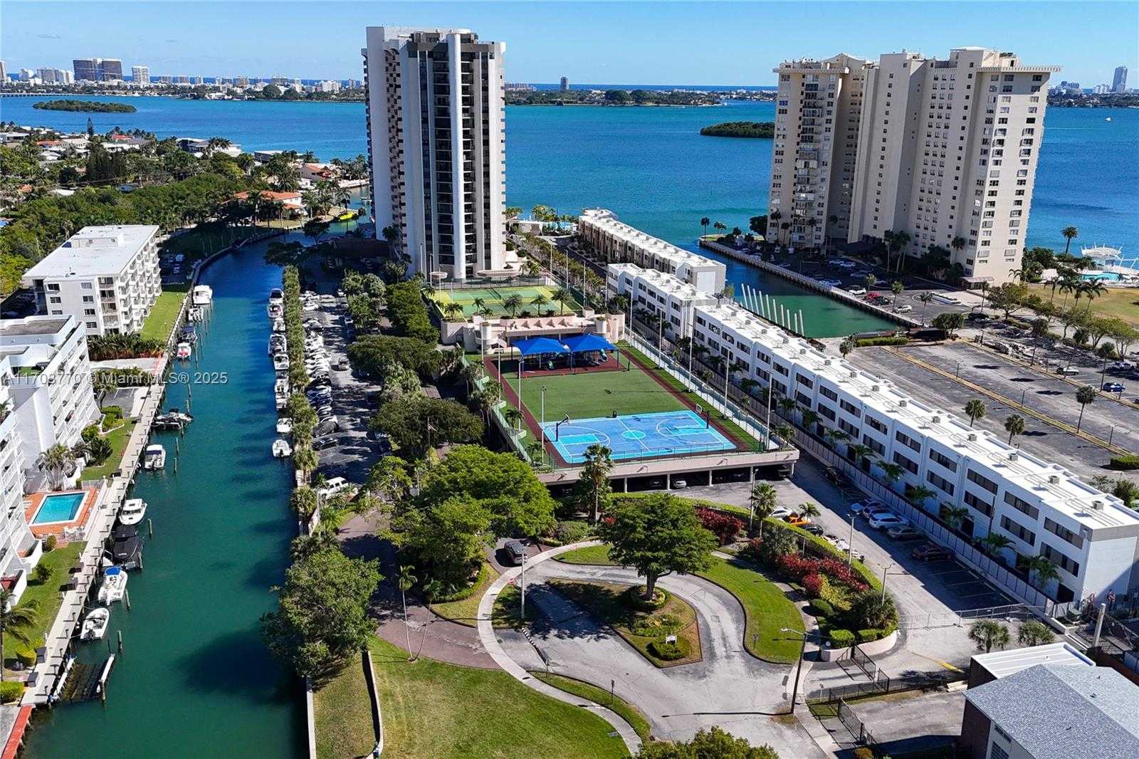Small Image of 1800 NORTH EAST 114TH ST #PH05, Miami Number 3