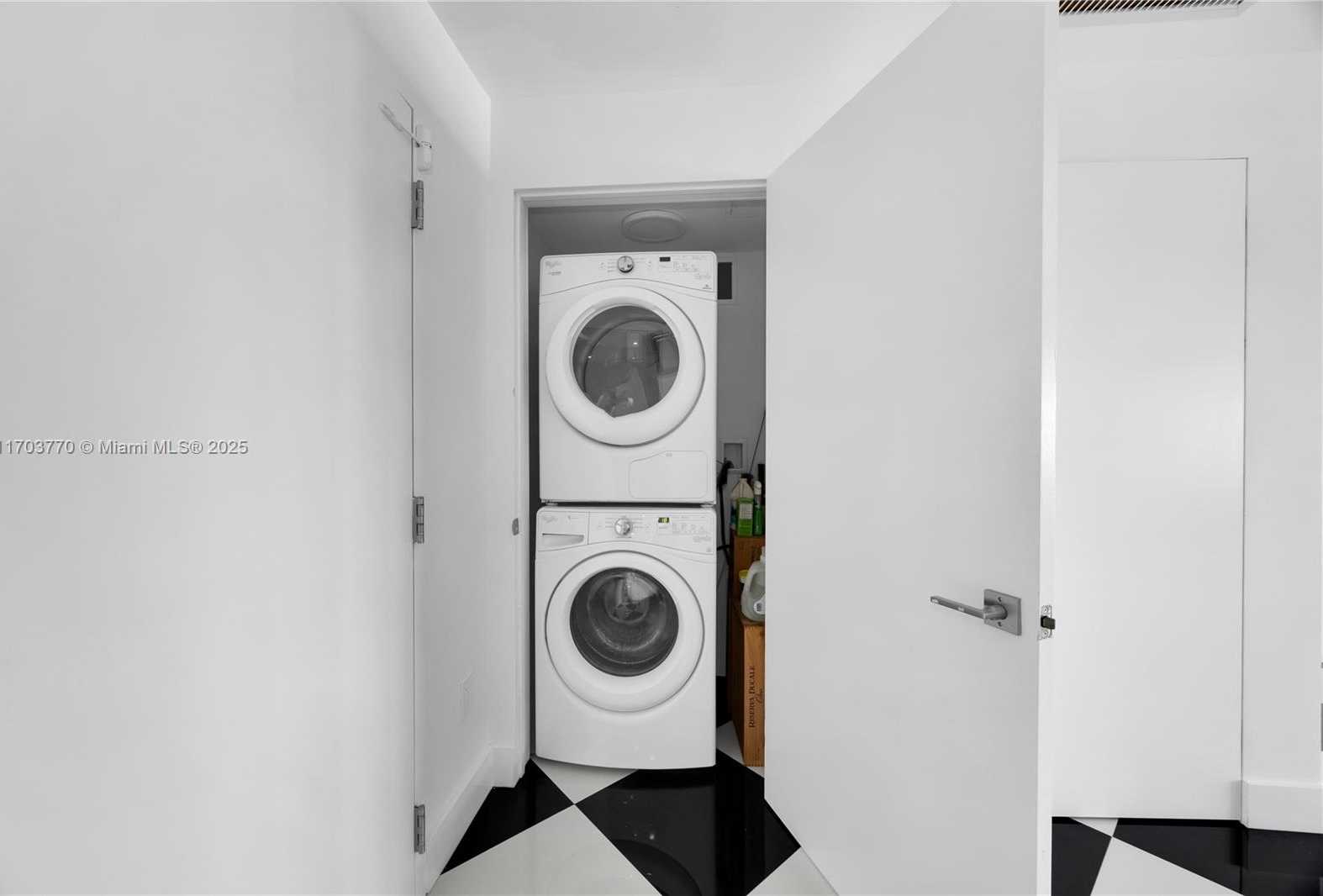 Small Image of 1800 NORTH EAST 114TH ST #PH05, Miami Number 33