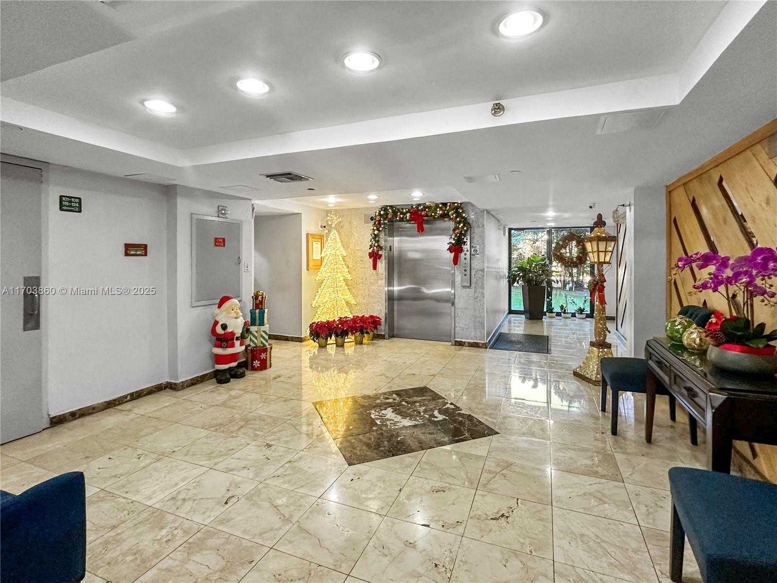 Small Image of 17021 NORTH BAY RD #426, Sunny Isles Beach Number 2