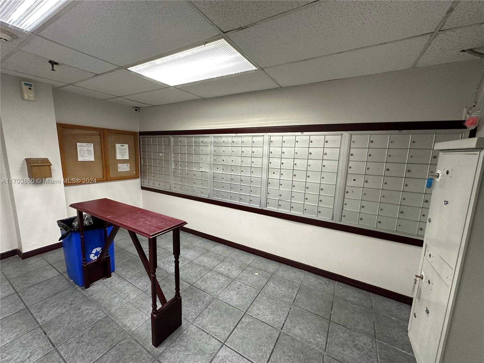 Small Image of 17021 NORTH BAY RD #426, Sunny Isles Beach Number 34